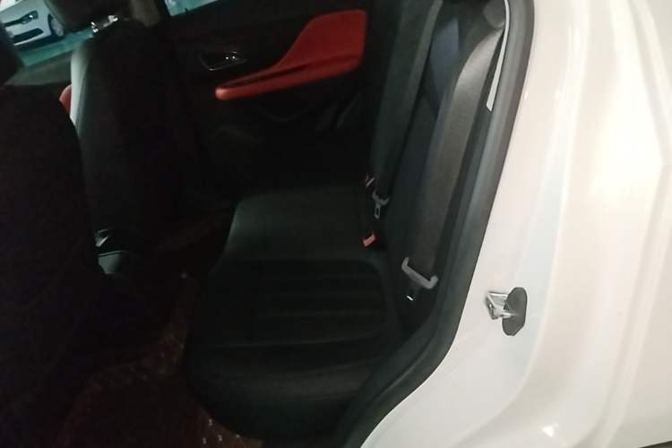 Used Buick Encore 2014 1.4T Automatic Two-Wheel Drive Urban Elite Model Left Rear Seat