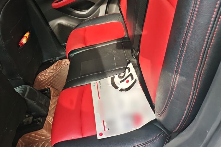 Used Buick Encore 2014 1.4T Automatic Two-Wheel Drive Urban Elite Model Left Rear Seat