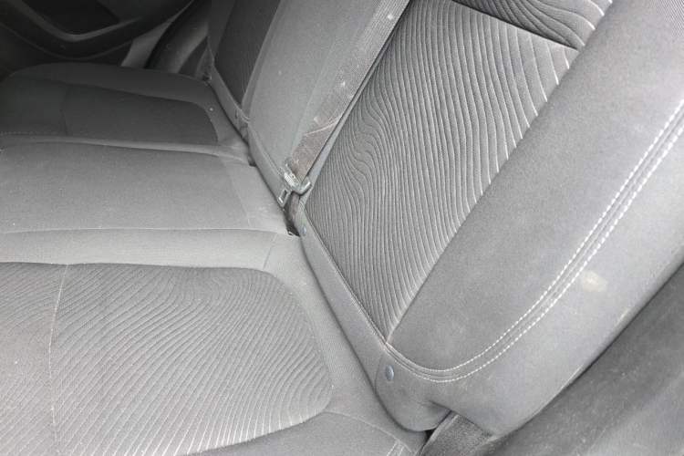 Used Buick Encore 2014 1.4T Automatic Two-Wheel Drive Urban Elite Model Left Rear Seat