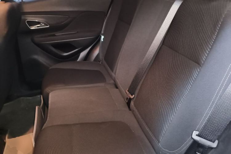 Used Buick Encore 2014 1.4T Manual Two-Wheel Drive Urban Advanced Model Left Rear Seat