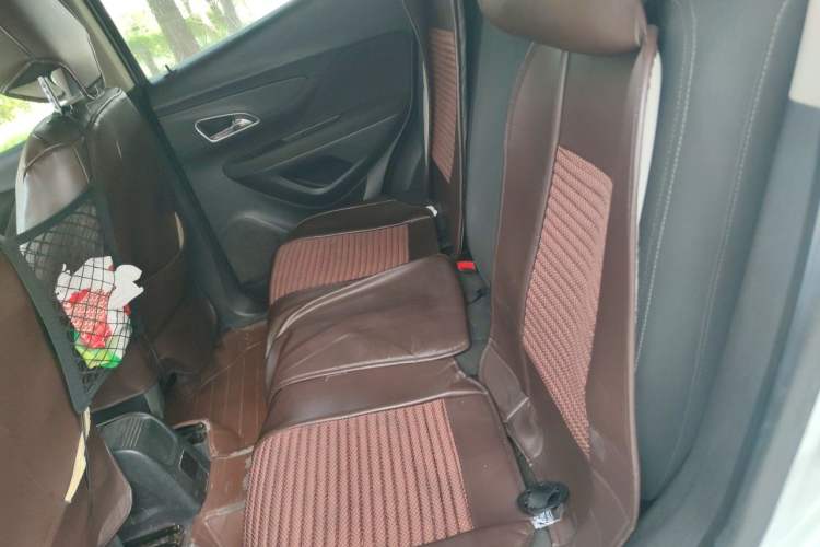 Used Buick Encore 2014 1.4T Automatic Two-Wheel Drive Urban Elite Model Left Rear Seat