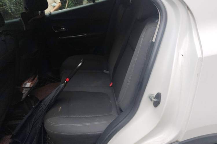 Used Buick Encore 2014 1.4T Automatic Two-Wheel Drive Urban Elite Model Left Rear Seat