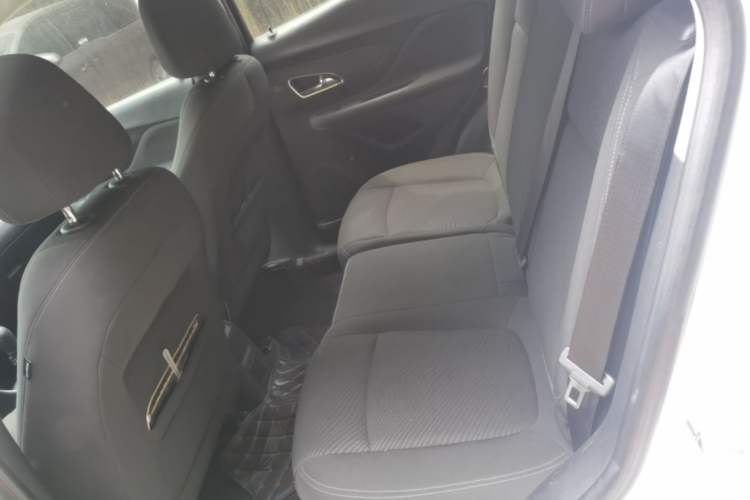 Used Buick Encore 2014 1.4T Automatic Two-Wheel Drive Urban Elite Model Left Rear Seat