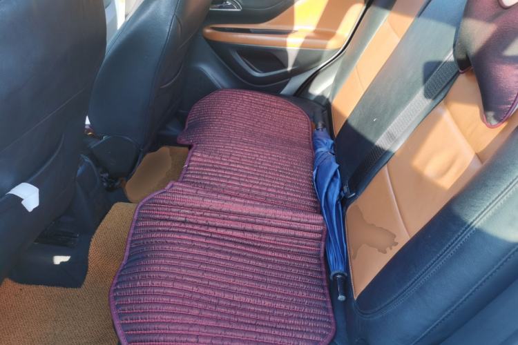 Used Buick Encore 2014 1.4T Automatic Two-Wheel Drive Urban Elite Model Left Rear Seat