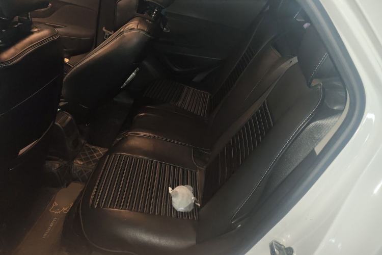 Used Buick Encore 2014 1.4T Automatic Two-Wheel Drive Urban Elite Model Left Rear Seat