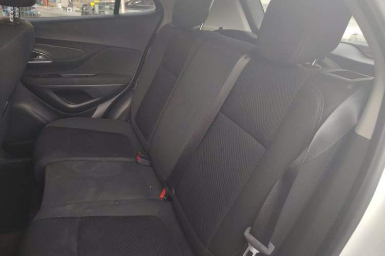Used Buick Encore 2014 1.4T Automatic Two-Wheel Drive Urban Leading Model Left Rear Seat