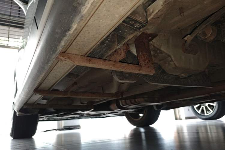 Used Buick Encore 2014 1.4T Automatic Two-Wheel Drive Urban Elite Model Left Side Sill