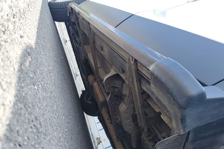 Used Buick Encore 2014 1.4T Automatic Two-Wheel Drive Urban Elite Model Left Side Sill