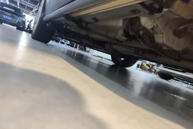 Used Buick Encore 2014 1.4T Automatic Two-Wheel Drive Urban Elite Model Left Side Sill