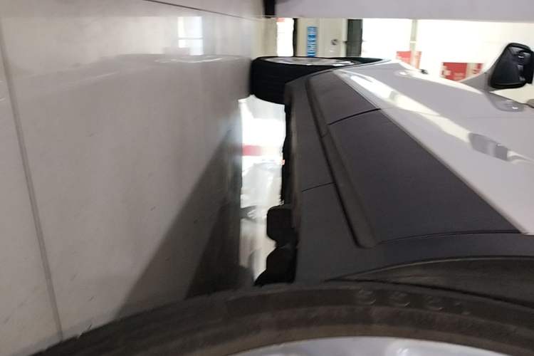 Used Buick Encore 2014 1.4T Automatic Two-Wheel Drive Urban Elite Model Left Side Sill