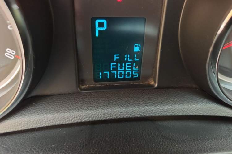 Used Buick Encore 2014 1.4T Automatic Two-Wheel Drive Urban Leading Model Odometer Close Up