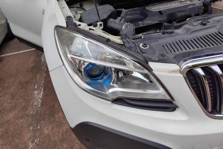 Used Buick Encore 2014 1.4T Automatic Two-Wheel Drive Urban Elite Model Right Front Headlight