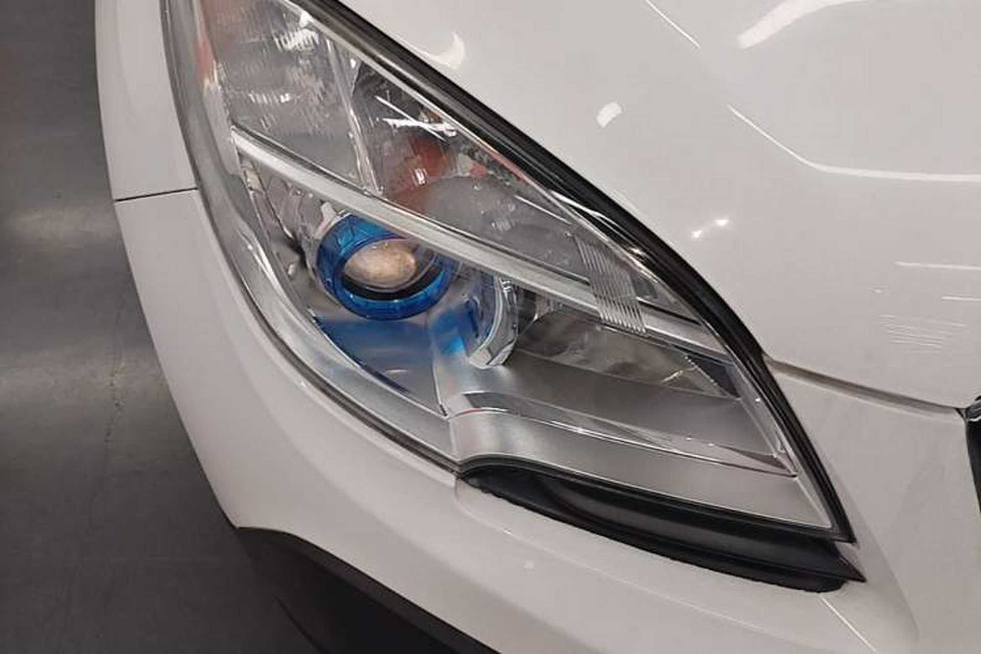 Used Buick Encore 2014 1.4T Automatic Two-Wheel Drive Urban Elite Model Right Front Headlight