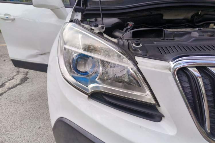 Used Buick Encore 2014 1.4T Automatic Two-Wheel Drive Urban Elite Model Right Front Headlight