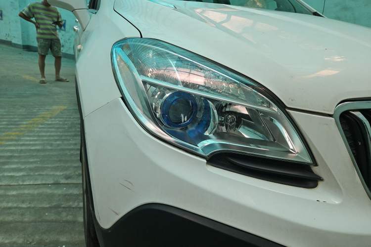 Used Buick Encore 2014 1.4T Automatic Two-Wheel Drive Urban Leading Model Right Front Headlight