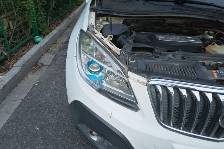 Used Buick Encore 2014 1.4T Automatic Two-Wheel Drive Urban Elite Model Right Front Headlight