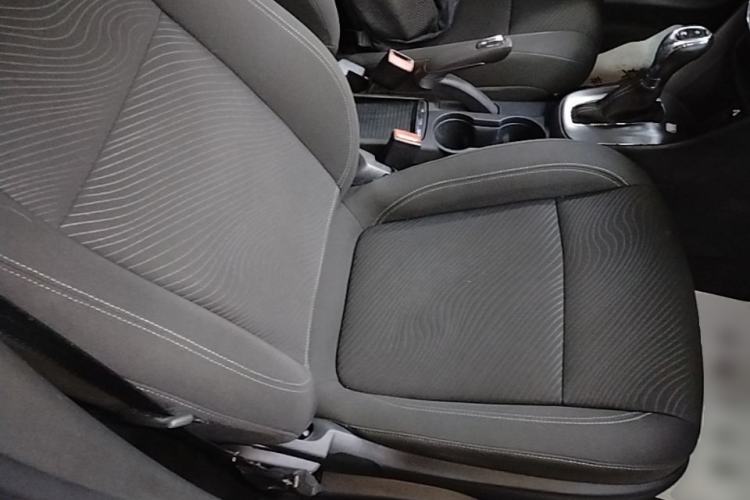 Used Buick Encore 2014 1.4T Automatic Two-Wheel Drive Urban Elite Model Right Front Seat