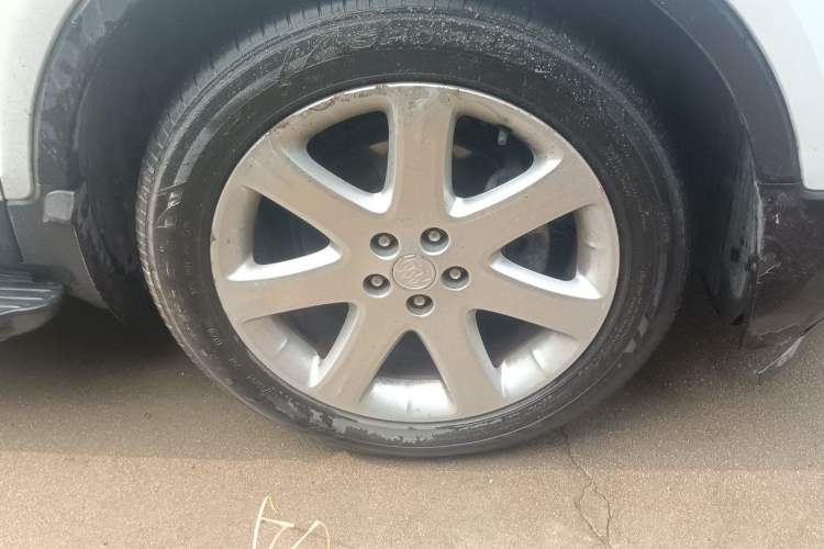 Used Buick Encore 2014 1.4T Automatic Two-Wheel Drive Urban Elite Model Right Front Wheel Hub