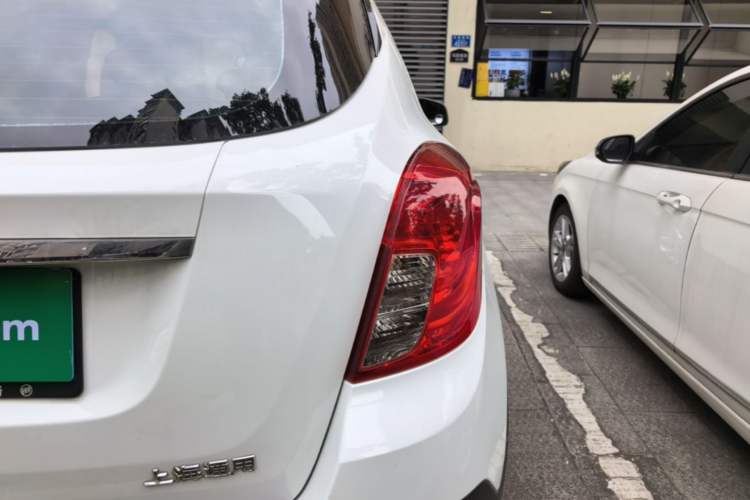Used Buick Encore 2014 1.4T Automatic Two-Wheel Drive Urban Leading Model Right Rear Taillight