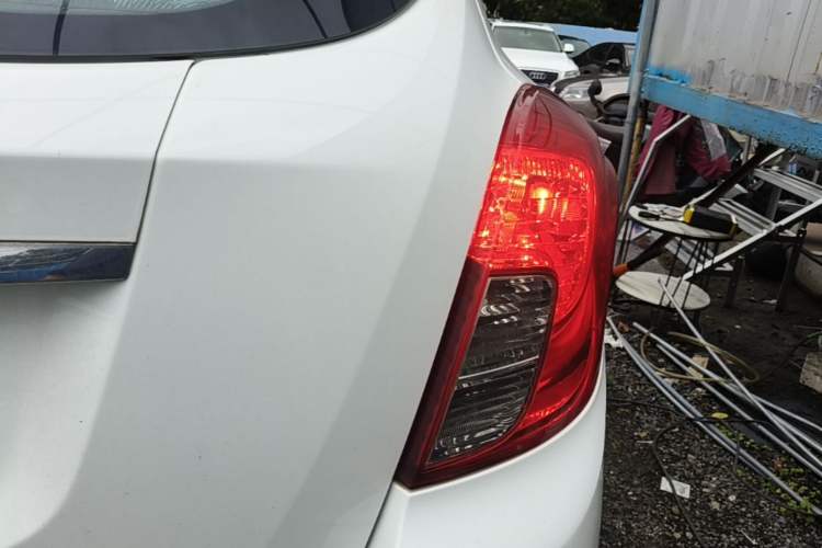 Used Buick Encore 2014 1.4T Automatic Two-Wheel Drive Urban Elite Model Right Rear Taillight