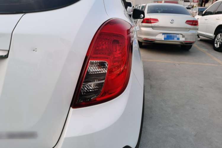 Used Buick Encore 2014 1.4T Automatic Two-Wheel Drive Urban Elite Model Right Rear Taillight