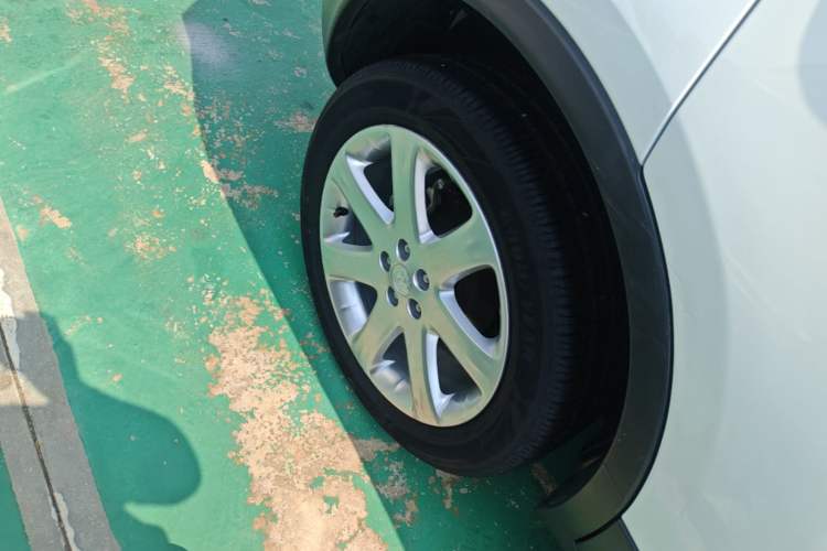 Used Buick Encore 2014 1.4T Automatic Two-Wheel Drive Urban Leading Model Right Rear Wheel Hub