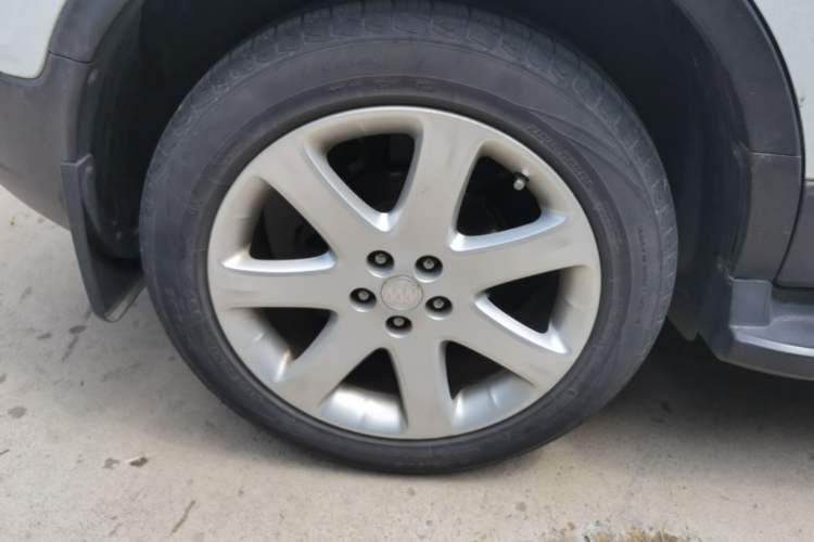 Used Buick Encore 2014 1.4T Automatic Two-Wheel Drive Urban Elite Model Right Rear Wheel Hub