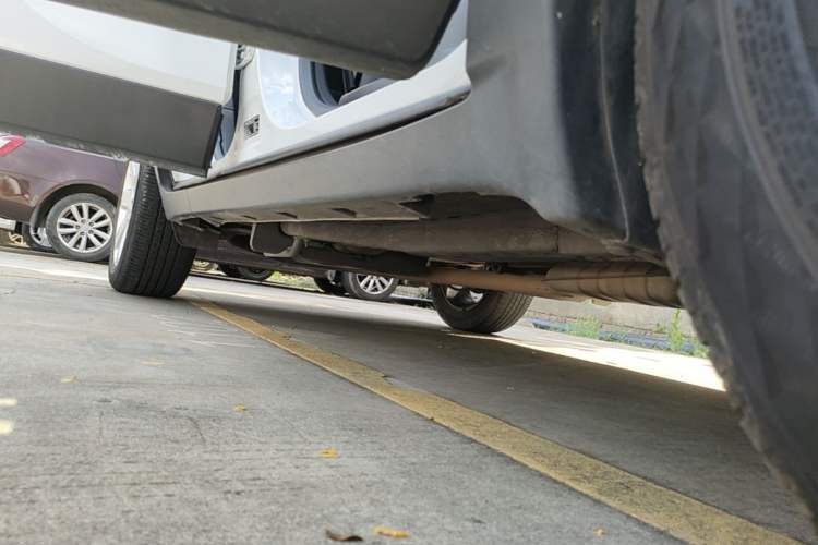 Used Buick Encore 2014 1.4T Automatic Two-Wheel Drive Urban Elite Model Right Side Sill