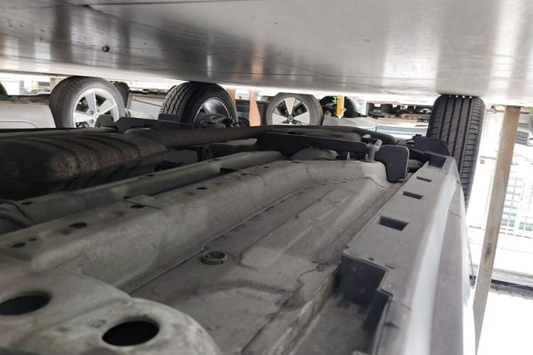 Used Buick Encore 2014 1.4T Automatic Two-Wheel Drive Urban Elite Model Right Side Sill