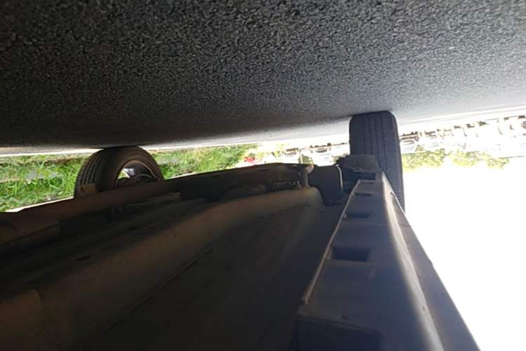 Used Buick Encore 2014 1.4T Automatic Two-Wheel Drive Urban Elite Model Right Side Sill