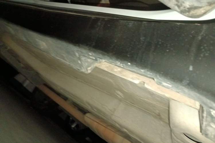 Used Buick Encore 2014 1.4T Automatic Two-Wheel Drive Urban Elite Model Right Side Sill
