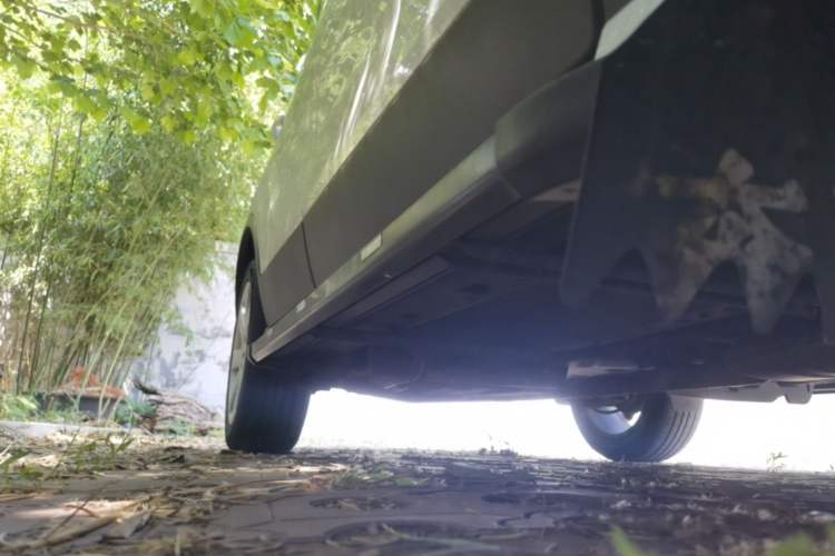 Used Buick Encore 2014 1.4T Automatic Two-Wheel Drive Urban Elite Model Right Side Sill