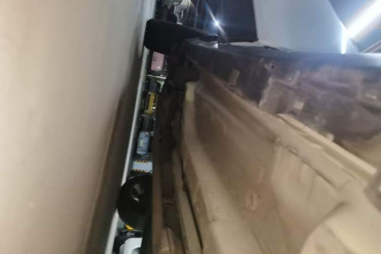 Used Buick Encore 2014 1.4T Manual Two-Wheel Drive Urban Advanced Model Right Side Sill