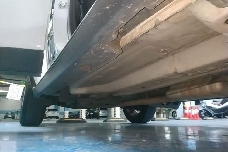 Used Buick Encore 2014 1.4T Automatic Two-Wheel Drive Urban Elite Model Right Side Sill