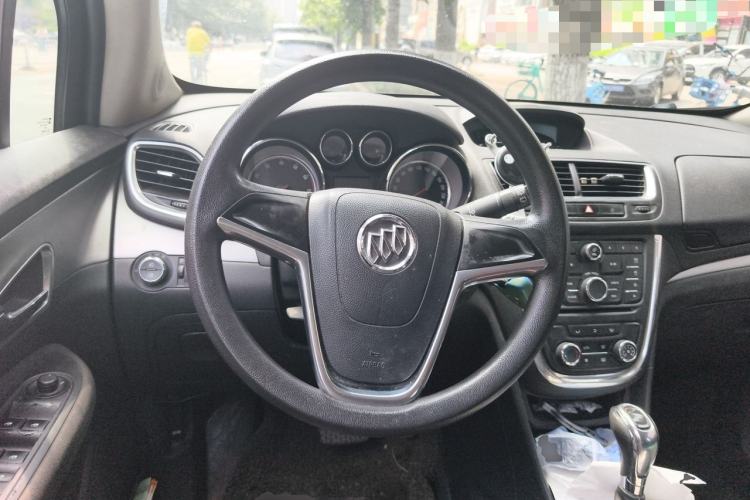 Used Buick Encore 2014 1.4T Automatic Two-Wheel Drive Urban Elite Model Steering Wheel