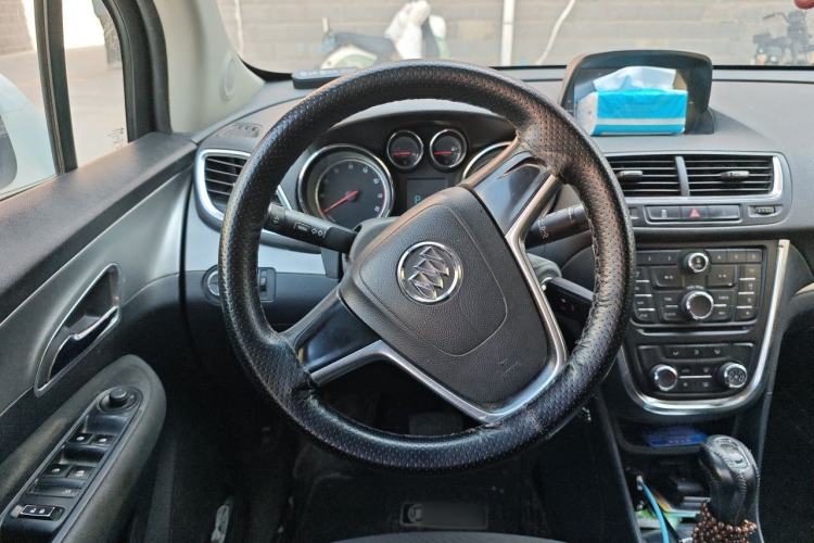 Used Buick Encore 2014 1.4T Automatic Two-Wheel Drive Urban Elite Model Steering Wheel