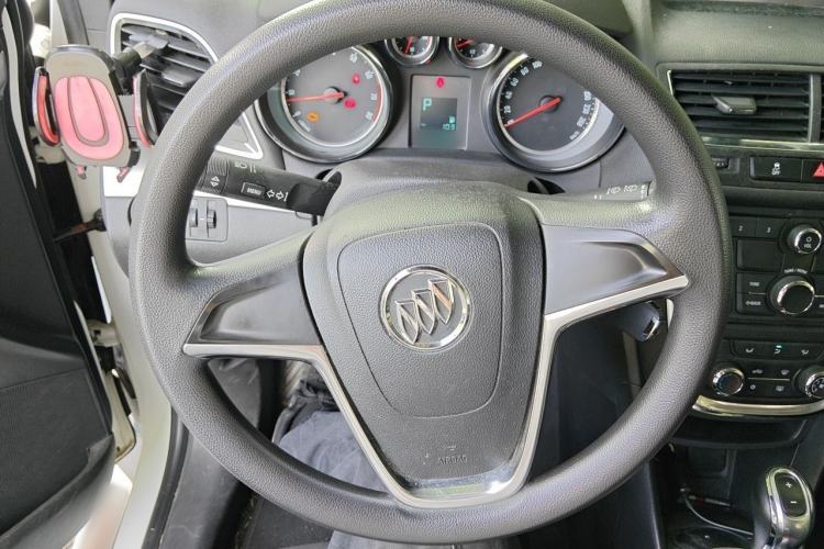 Used Buick Encore 2014 1.4T Automatic Two-Wheel Drive Urban Elite Model Steering Wheel