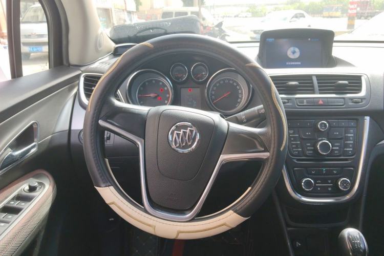 Used Buick Encore 2014 1.4T Manual Two-Wheel Drive Urban Advanced Model Steering Wheel