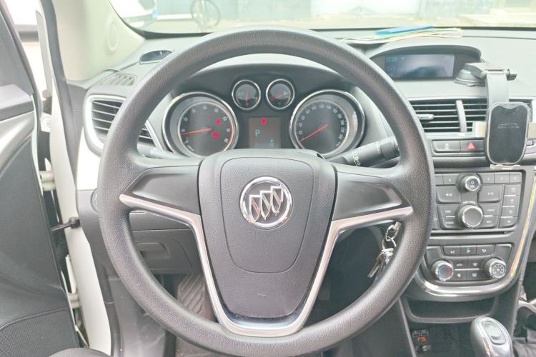 Used Buick Encore 2014 1.4T Automatic Two-Wheel Drive Urban Elite Model Steering Wheel
