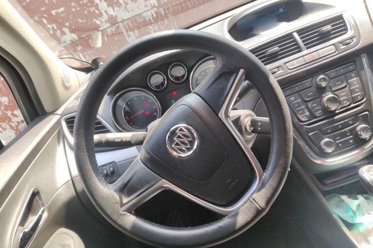 Used Buick Encore 2014 1.4T Automatic Two-Wheel Drive Urban Elite Model Steering Wheel