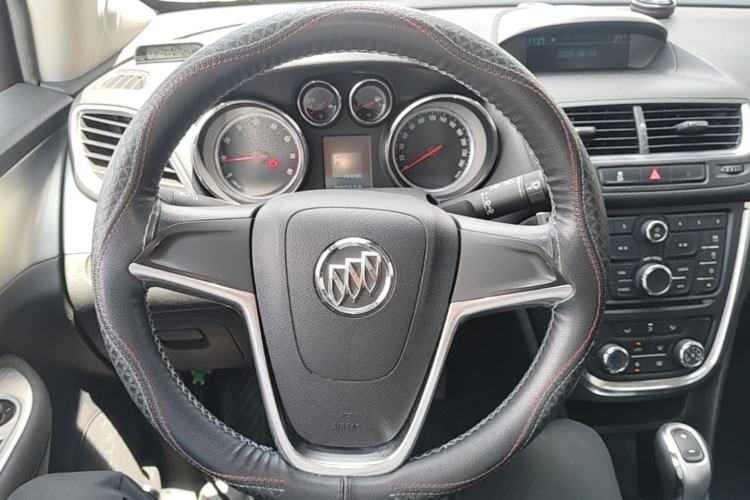 Used Buick Encore 2014 1.4T Automatic Two-Wheel Drive Urban Elite Model Steering Wheel