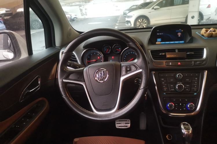 Used Buick Encore 2014 1.4T Automatic Two-Wheel Drive Urban Leading Model Steering Wheel
