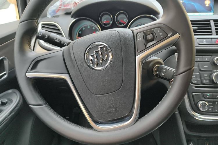 Used Buick Encore 2014 1.4T Automatic Two-Wheel Drive Urban Leading Model Steering Wheel
