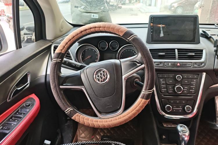 Used Buick Encore 2014 1.4T Automatic Two-Wheel Drive Urban Elite Model Steering Wheel