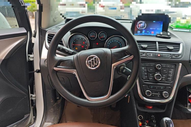 Used Buick Encore 2014 1.4T Manual Two-Wheel Drive Urban Advanced Model Steering Wheel