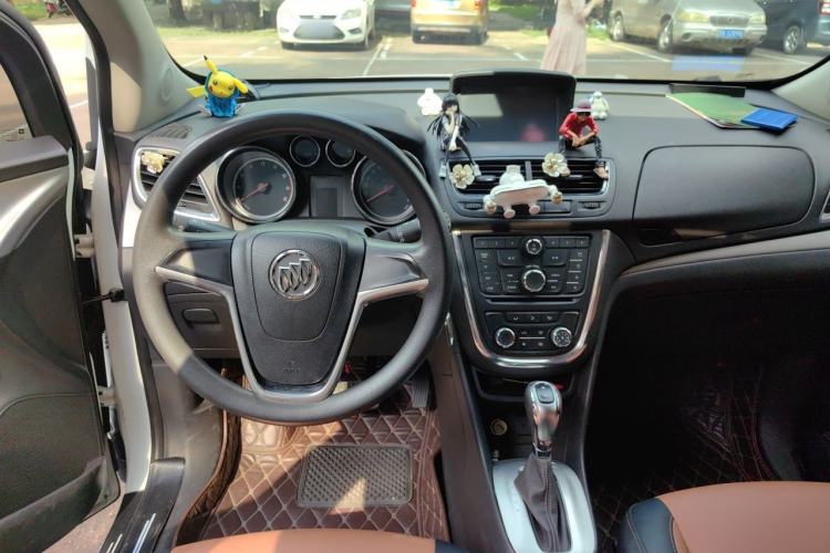 Used Buick Encore 2014 1.4T Automatic Two-Wheel Drive Urban Elite Model Steering Wheel