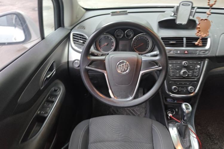 Used Buick Encore 2014 1.4T Automatic Two-Wheel Drive Urban Elite Model Steering Wheel
