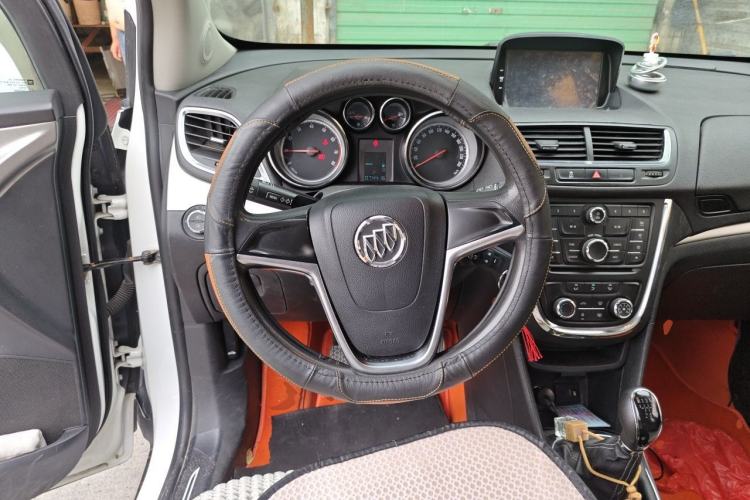 Used Buick Encore 2014 1.4T Manual Two-Wheel Drive Urban Advanced Model Steering Wheel
