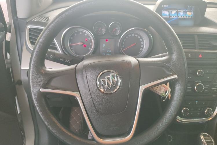 Used Buick Encore 2014 1.4T Automatic Two-Wheel Drive Urban Elite Model Steering Wheel