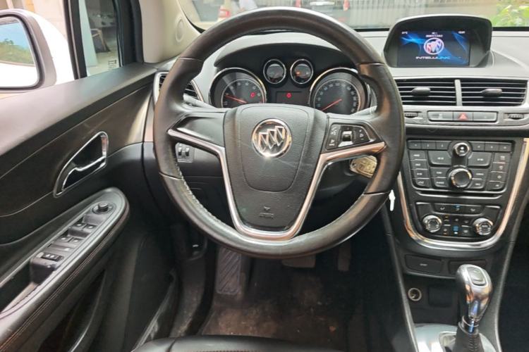 Used Buick Encore 2014 1.4T Automatic Two-Wheel Drive Urban Leading Model Steering Wheel